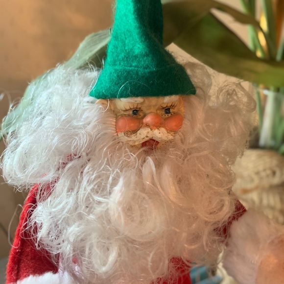 VINTAGE. RED Santa knee hugger elf. Made in Japan, has a hanger for ornament use - Picture 2 of 8